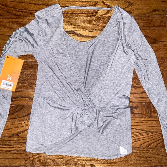 Orangetheory Twist Back Tee! ๐ NWT - Picture 6 of 9